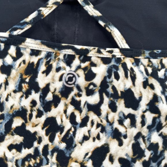 CORE IO Brand‎ New Sport Bra Crop Top Leopard Removable Pads Medium - Picture 7 of 11